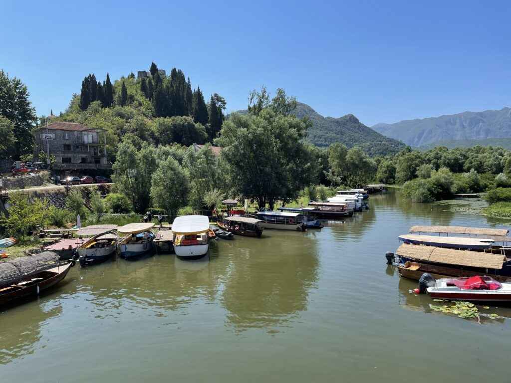 lac skadar montenegro