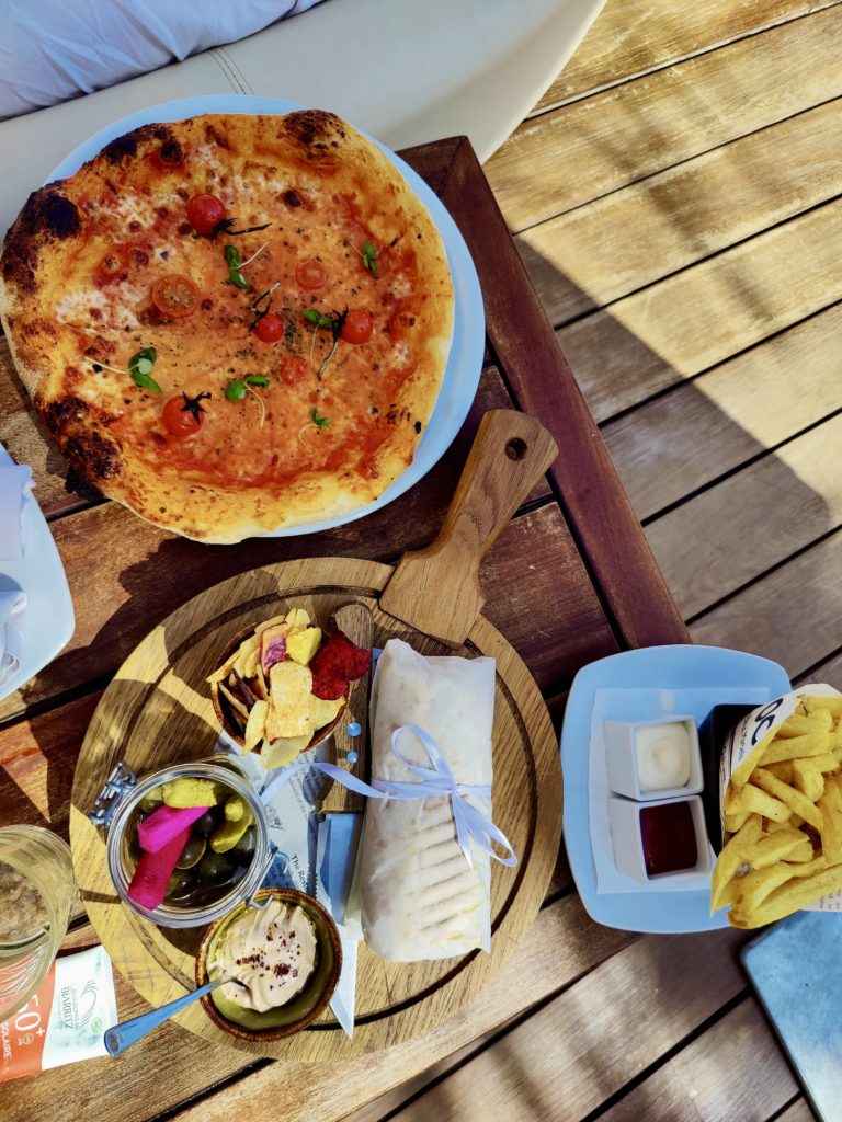 Marbella where to eat and going out