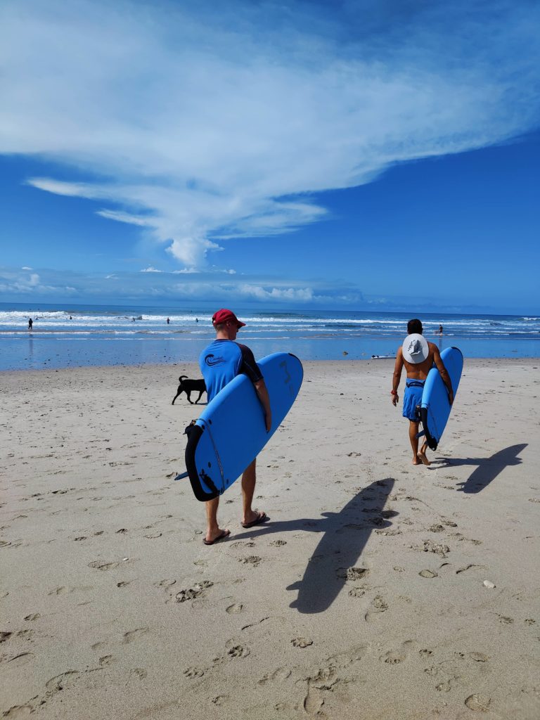 surf au costa rica