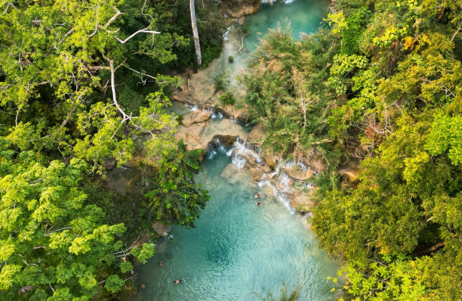 kuang si falls laos