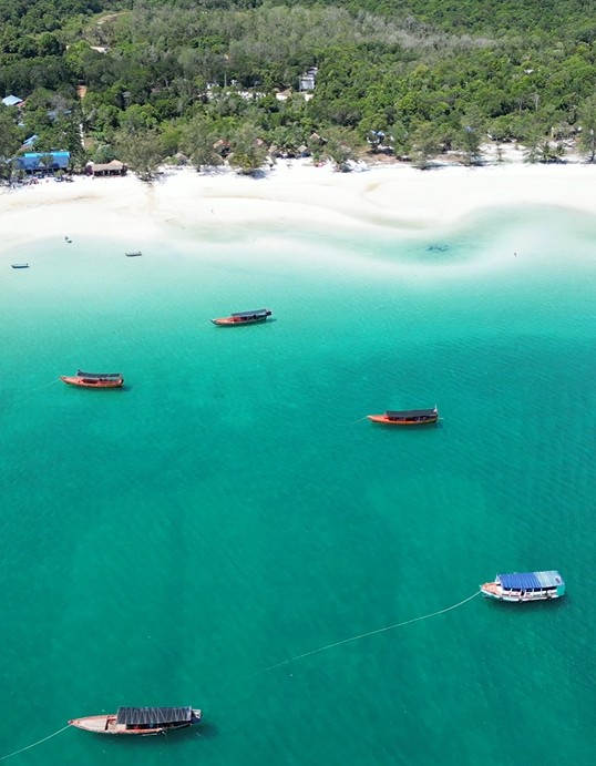 saracen beach koh rong samloem