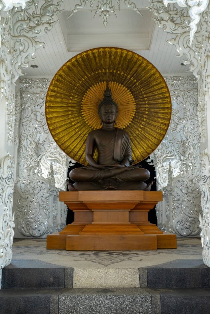 temple blanc à chiang rai