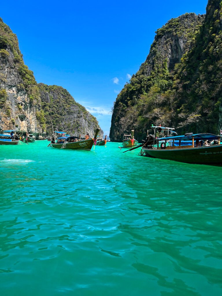 visitre koh phi phi