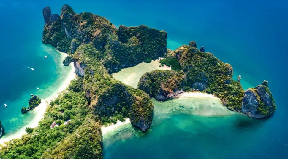 chicken island krabi vue drone