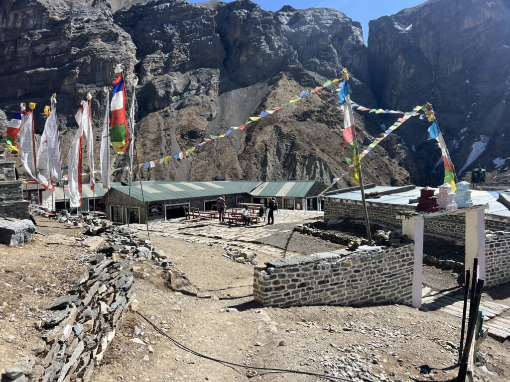 budget trek annapurna