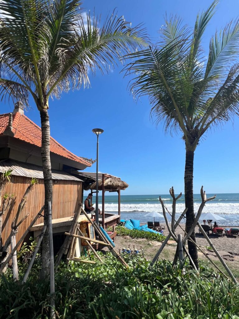 plage de batu beilig canggu