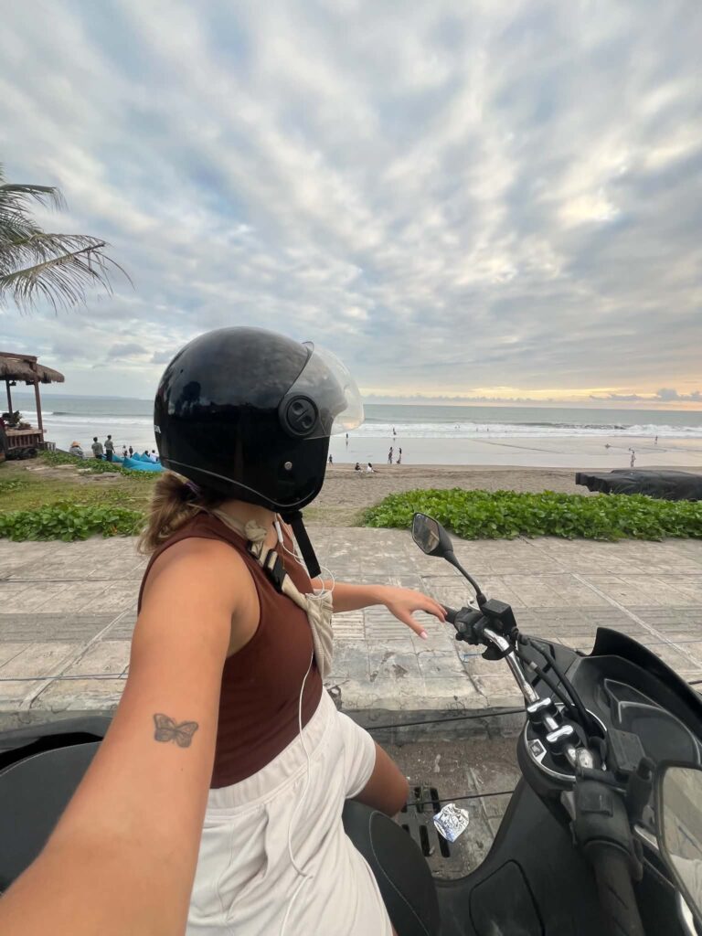 scooter a canggu