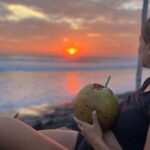 coucher de soleil et coco a canggu bali