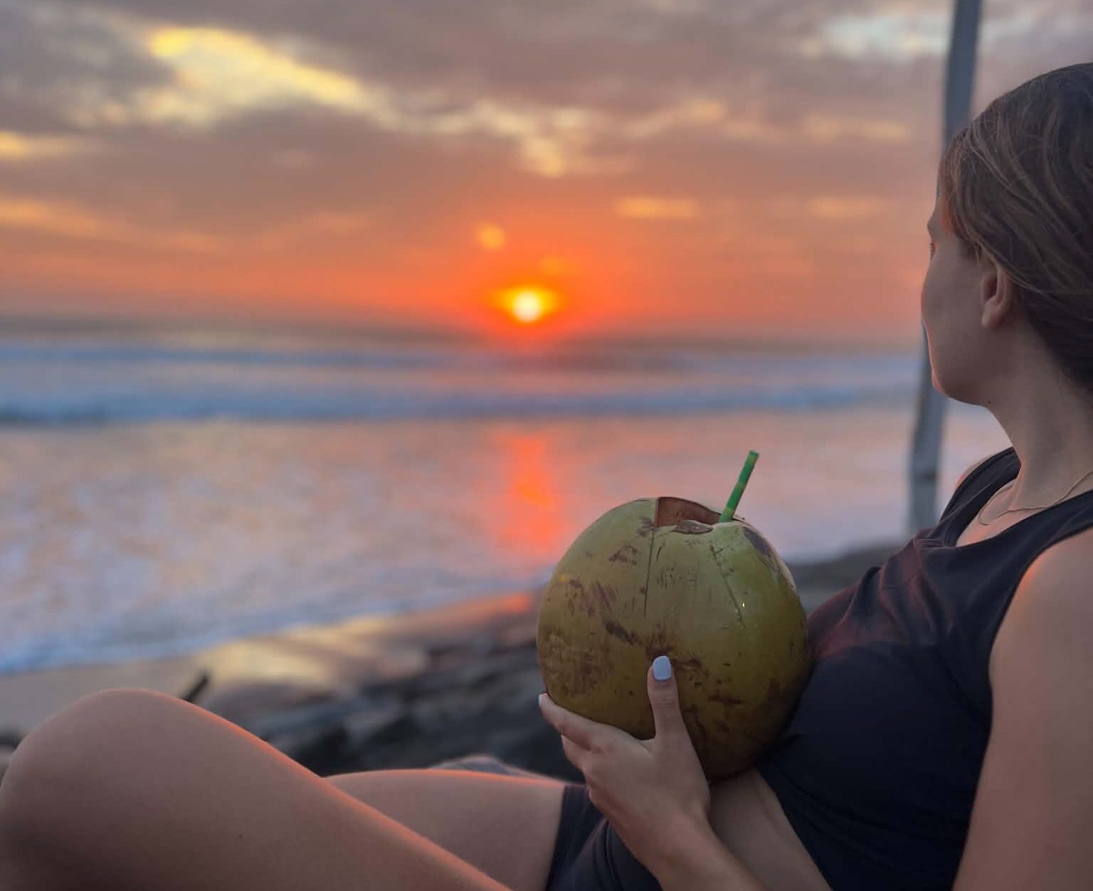 coucher de soleil et coco a canggu bali